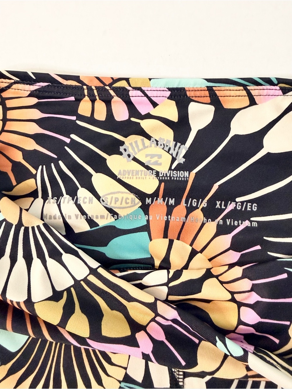 Billabong Summit 5” Black Multi 2 Floral Fan-Print Active Shorts Size Small - Picture 7 of 8